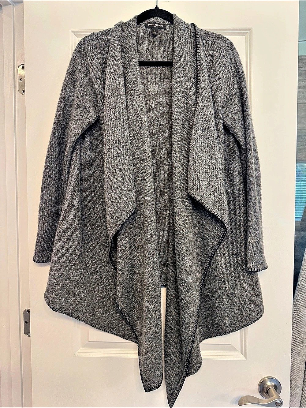 Banana Republic Draped Gray Cardigan Size Medium Like New